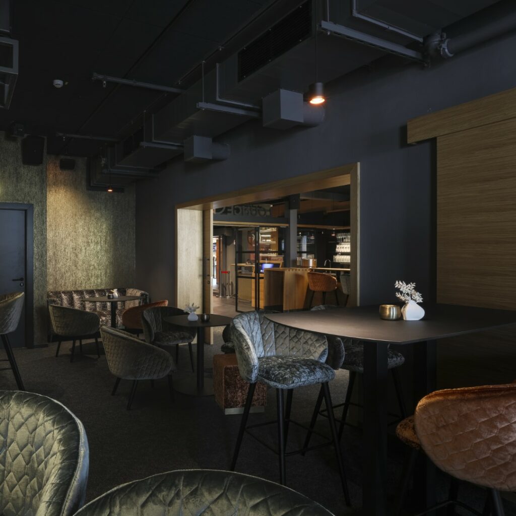 K1-Lounge & Bar